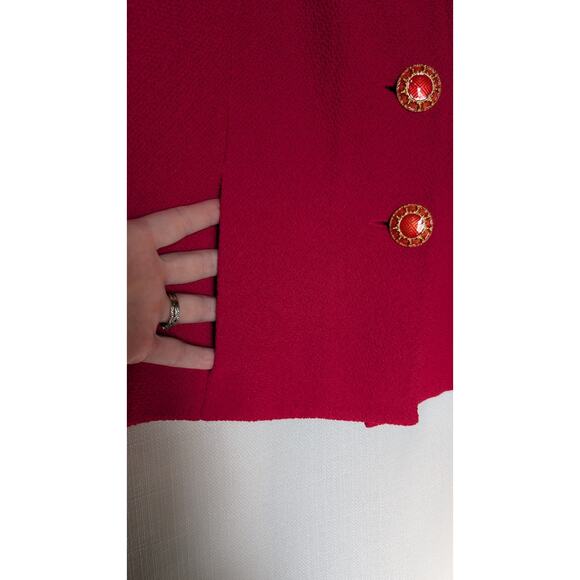St. John Collection Red Santana Knit Blazer Jacket 4 Gold Statement Buttons USA - Picture 4 of 8